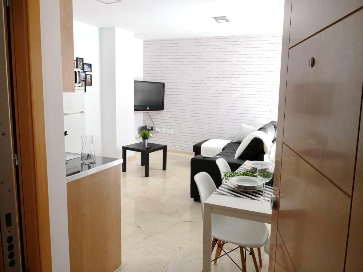 Apartamento La Victoria Málaga Exterior foto