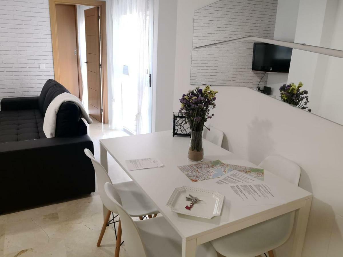 Apartamento La Victoria Málaga Exterior foto