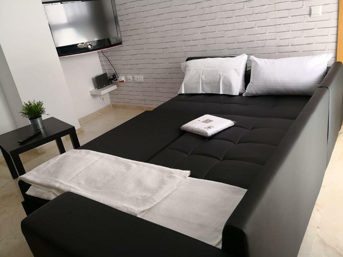 Apartamento La Victoria Málaga Exterior foto